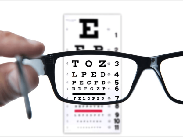 Đánh giá kính mắt Kavi đo mắt cắt kính cận uy tín, chuyên nghiệp