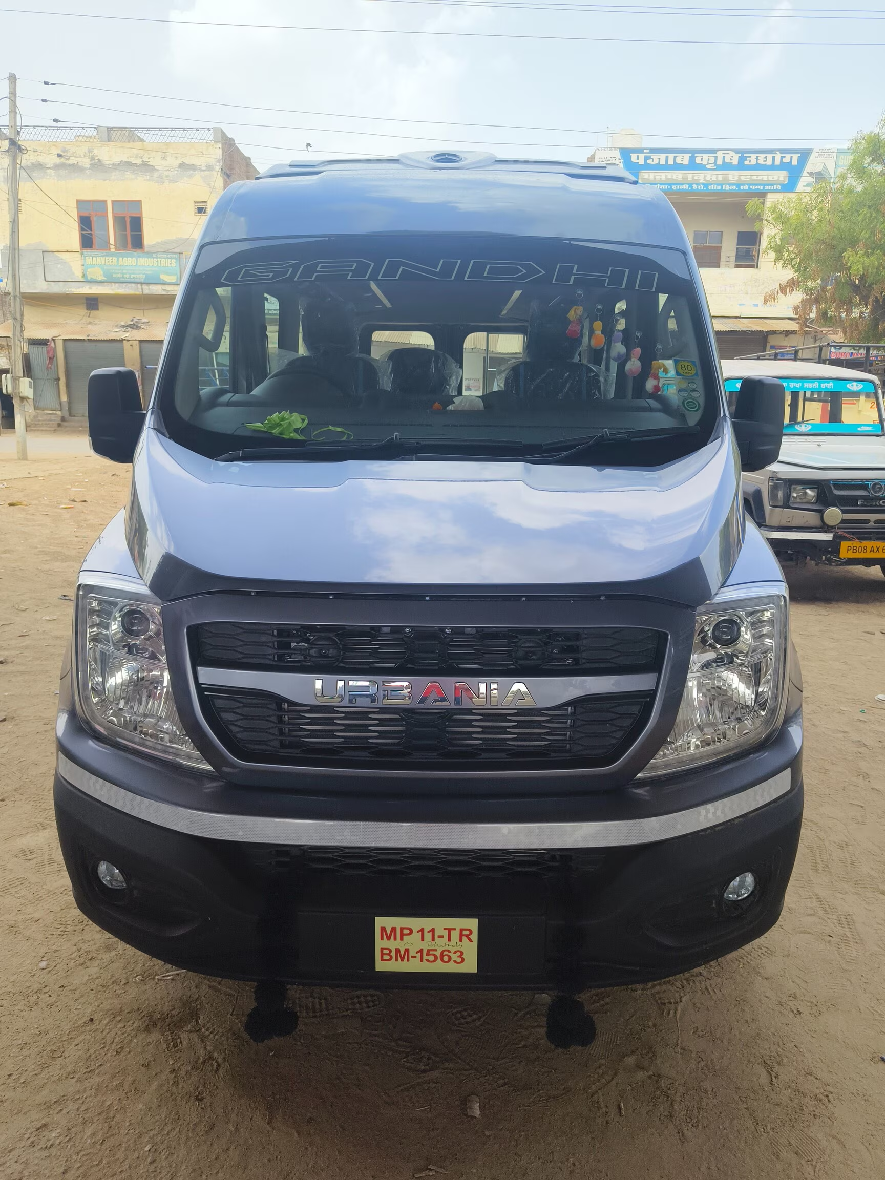 Enjoy the City with Ho Chi Minh Car Rental with Driver